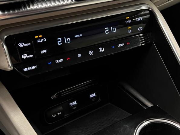 Kia K5 III с пробегом 2021 года, цена 2 399 000 рублей, 130495 км, седан, Автокод Объявления