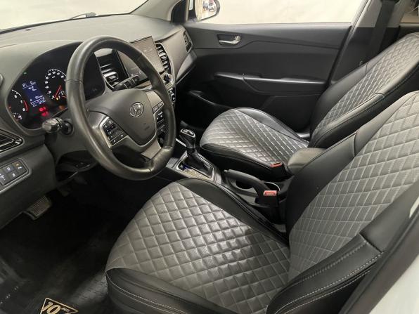 Hyundai Solaris II Рестайлинг с пробегом 2021 года, цена 1 649 000 рублей, 52617 км, седан, Автокод Объявления