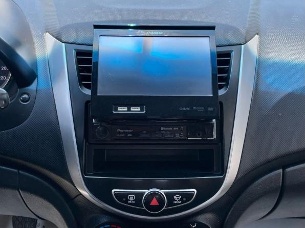 Hyundai Solaris I с пробегом 2011 года, цена 570 000 рублей, 227127 км, седан, Автокод Объявления