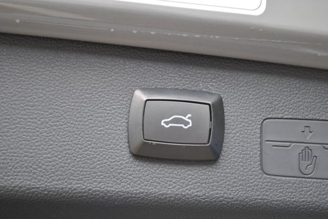 Volkswagen Tharu XR с пробегом 2026 года, цена 2 949 000 рублей, 10 км, внедорожник, Автокод Объявления