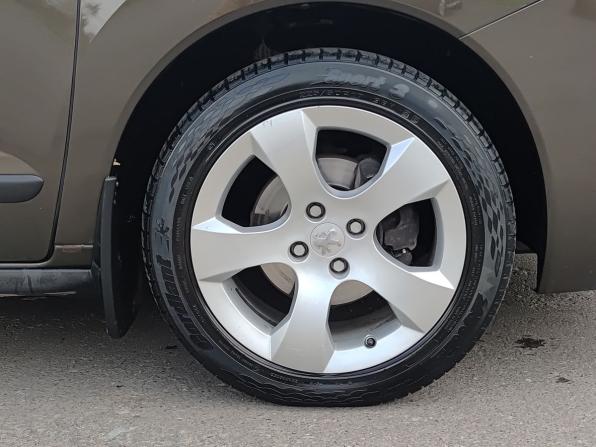 Peugeot 3008 I с пробегом 2012 года, цена 620 000 рублей, 140000 км, внедорожник, Автокод Объявления