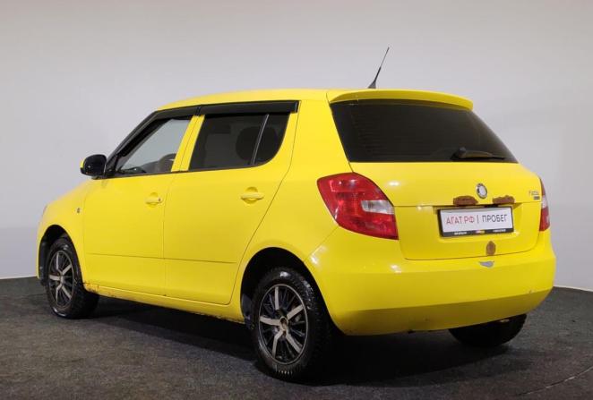 Skoda Fabia II с пробегом 2010 года, цена 420 000 рублей, 173536 км, хэтчбек, Автокод Объявления
