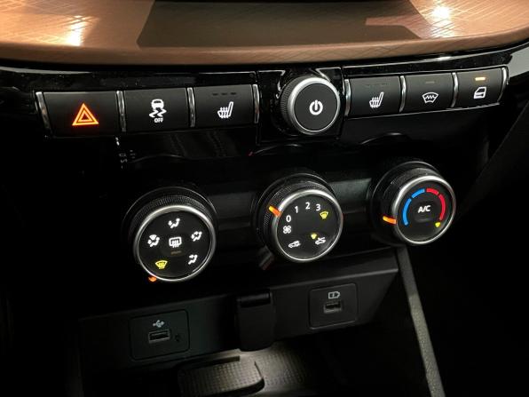 Lada (ВАЗ) Vesta I Рестайлинг (NG) с пробегом 2025 года, цена 1 750 000 рублей, 16275 км, универсал, Автокод Объявления
