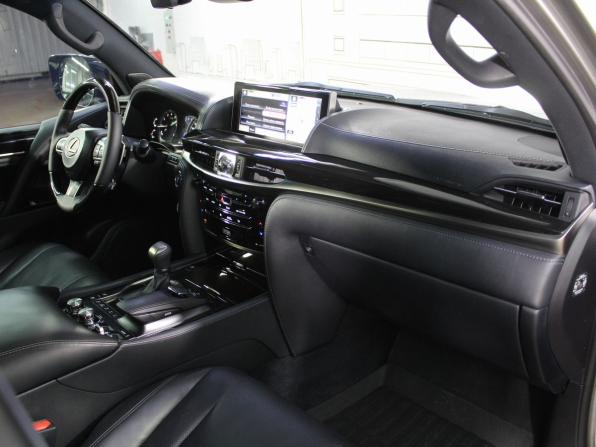 Lexus LX III Рестайлинг 2 с пробегом 2016 года, цена 5 850 000 рублей, 187682 км, внедорожник, Автокод Объявления