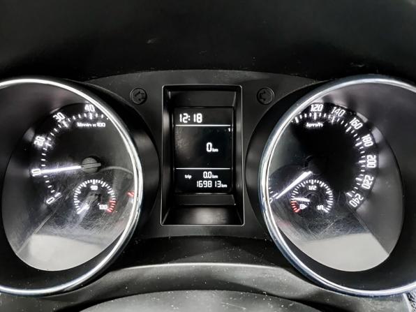 Skoda Yeti I с пробегом 2012 года, цена 880 000 рублей, 169900 км, внедорожник, Автокод Объявления