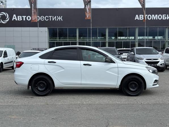 Lada (ВАЗ) Vesta I с пробегом 2017 года, цена 765 000 рублей, 107972 км, седан, Автокод Объявления