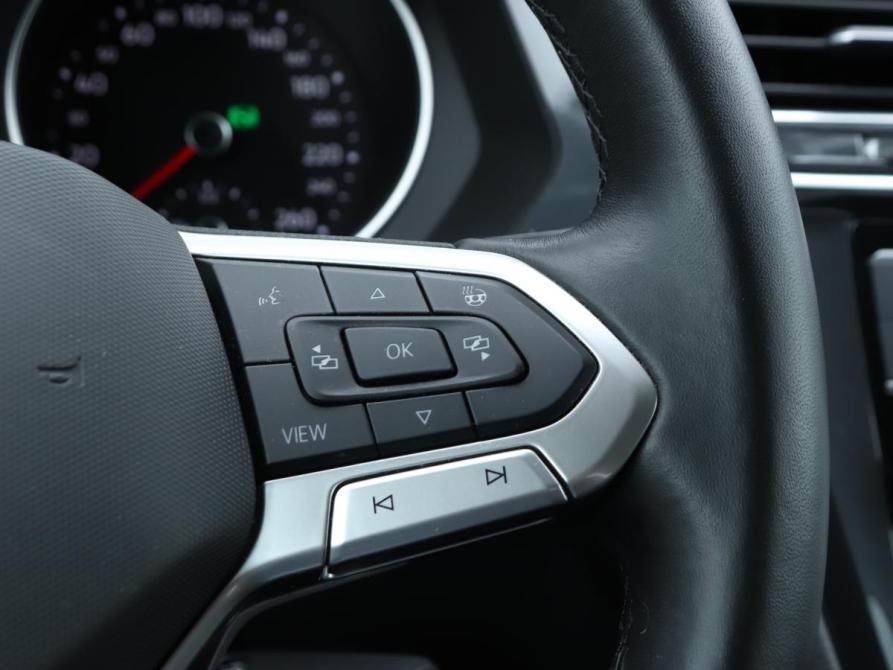 Volkswagen Tiguan II Рестайлинг Москва  - изображение 18