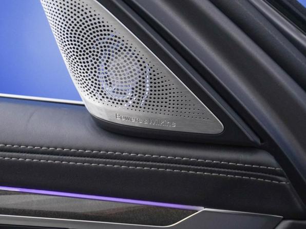 BMW 7 серии VI (G11/G12) с пробегом 2016 года, цена 3 349 077 рублей, 122184 км, седан, Автокод Объявления