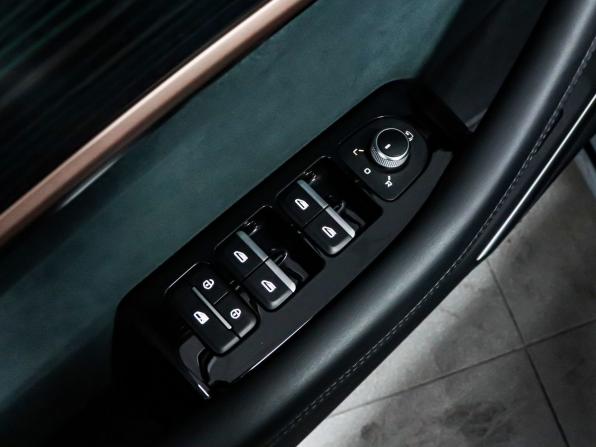 Geely Monjaro I с пробегом 2023 года, цена 3 099 000 рублей, 25458 км, внедорожник, Автокод Объявления