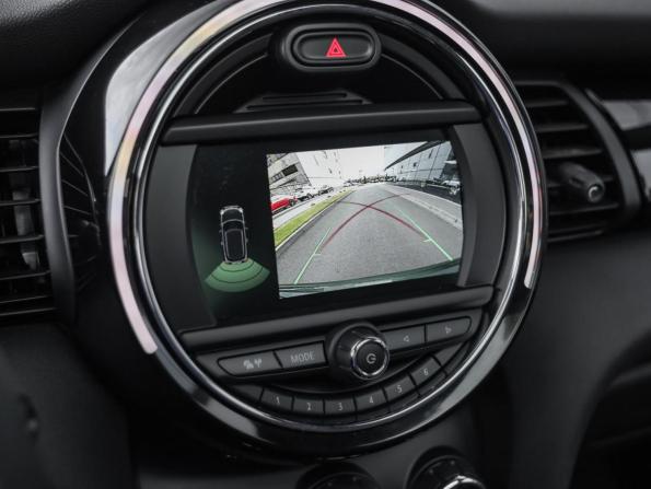 Mini Hatch III (F55/F56) Рестайлинг с пробегом 2020 года, цена 2 399 000 рублей, 22791 км, хэтчбек, Автокод Объявления