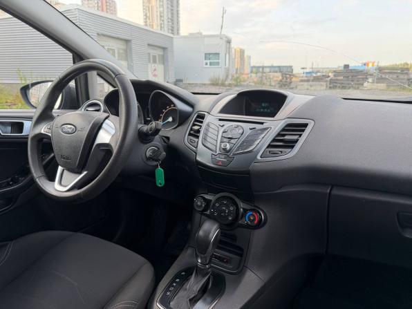 Ford Fiesta Mk6 Рестайлинг с пробегом 2017 года, цена 695 000 рублей, 154920 км, седан, Автокод Объявления
