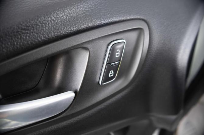 Ford Kuga II с пробегом 2014 года, цена 1 359 000 рублей, 187779 км, внедорожник, Автокод Объявления