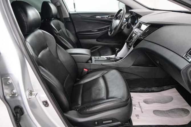 Hyundai Sonata VI (YF) с пробегом 2011 года, цена 1 199 000 рублей, 220100 км, седан, Автокод Объявления