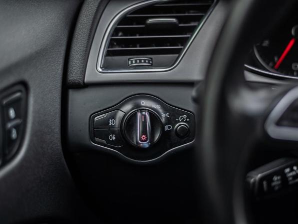 Audi A4 IV (B8) Рестайлинг с пробегом 2012 года, цена 1 250 000 рублей, 177132 км, седан, Автокод Объявления