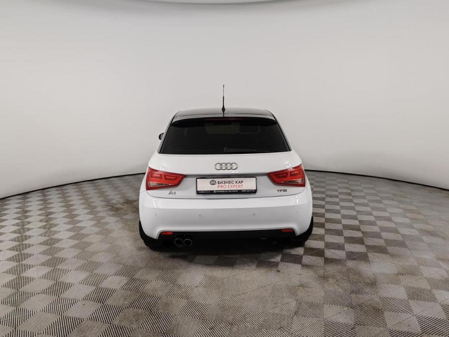 Audi A1 I (8X) Москва  - изображение 6