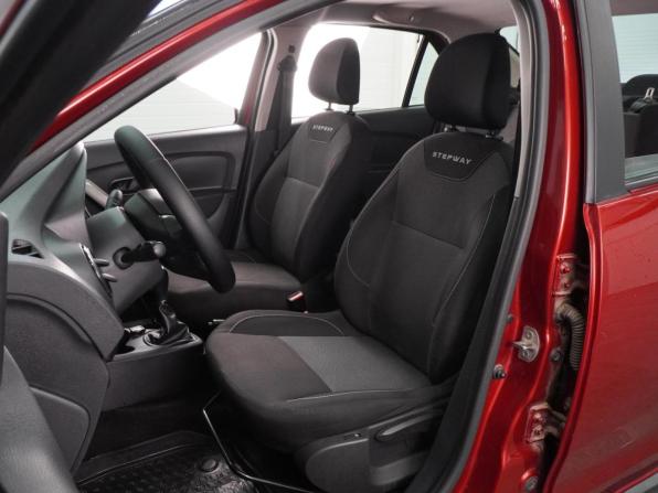 Renault Logan II Рестайлинг с пробегом 2020 года, цена 1 113 000 рублей, 123392 км, седан, Автокод Объявления