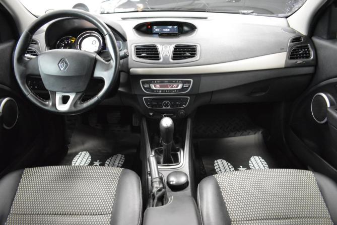 Renault Fluence I с пробегом 2012 года, цена 579 000 рублей, 211000 км, седан, Автокод Объявления