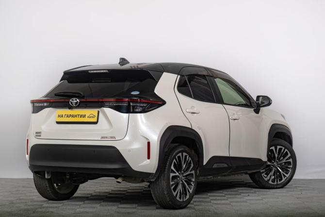 Toyota Yaris Cross с пробегом 2021 года, цена 2 269 000 рублей, 65700 км, внедорожник, Автокод Объявления
