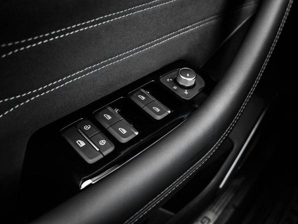 Geely Monjaro I Рестайлинг с пробегом 2025 года, цена 3 599 000 рублей, 17102 км, внедорожник, Автокод Объявления