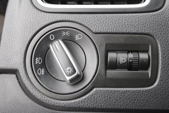 Volkswagen Polo V Рестайлинг с пробегом 2018 года, цена 1 400 000 рублей, 67353 км, седан, Автокод Объявления