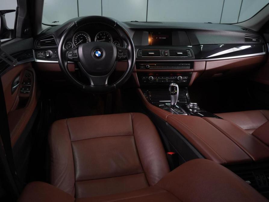 BMW 5 серии VI (F10/F11/F07) Рестайлинг Воронеж  - изображение 9