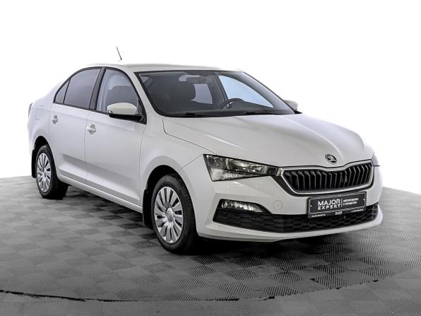 Skoda Rapid II с пробегом 2022 года, цена 1 600 000 рублей, 93487 км, лифтбек, Автокод Объявления