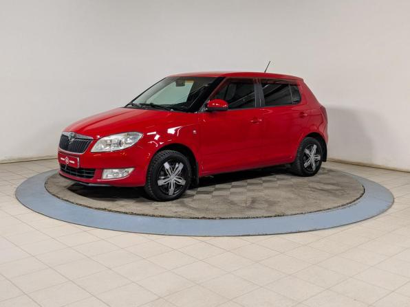 Skoda Fabia II Рестайлинг с пробегом 2012 года, цена 499 900 рублей, 217450 км, хэтчбек, Автокод Объявления