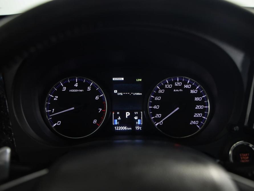 Mitsubishi Outlander III Рестайлинг 2 Санкт-Петербург  - изображение 8