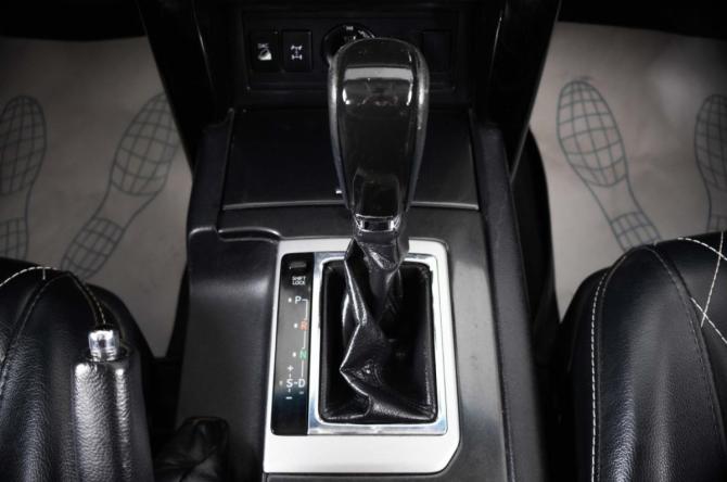 Toyota Land Cruiser Prado 150 Series Рестайлинг 1 с пробегом 2016 года, цена 3 199 000 рублей, 264000 км, внедорожник, Автокод Объявления