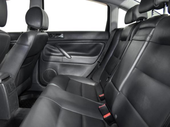 Volkswagen Passat B5 Рестайлинг с пробегом 2004 года, цена 389 000 рублей, 182000 км, седан, Автокод Объявления