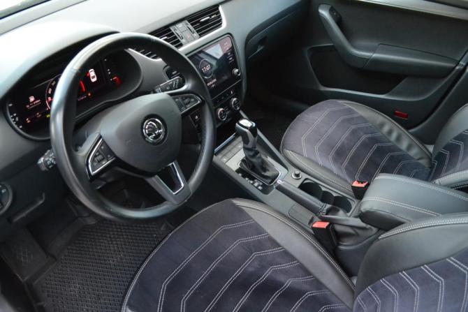 Skoda Octavia III (A7) Рестайлинг с пробегом 2019 года, цена 2 290 000 рублей, 111130 км, лифтбек, Автокод Объявления