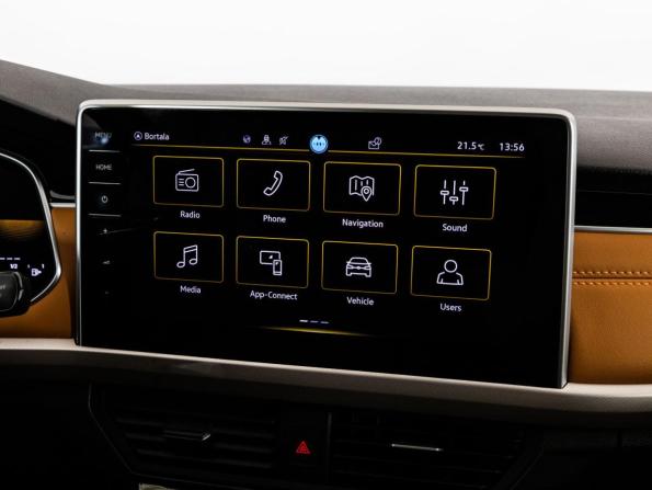 Volkswagen Bora IV (China Market) Рестайлинг с пробегом 2024 года, цена 2 099 000 рублей, 34135 км, седан, Автокод Объявления