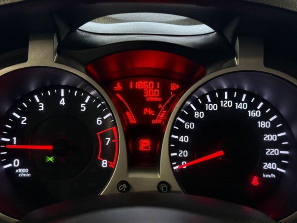 Nissan Juke I с пробегом 2013 года, цена 1 097 000 рублей, 118601 км, внедорожник, Автокод Объявления