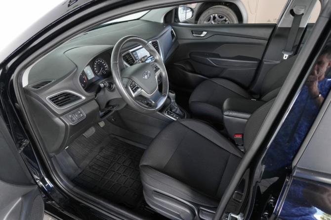 Hyundai Solaris II с пробегом 2017 года, цена 1 499 000 рублей, 84667 км, седан, Автокод Объявления