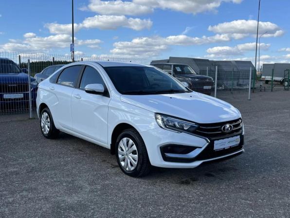 Lada (ВАЗ) Vesta I Рестайлинг (NG) с пробегом 2024 года, цена 1 279 649 рублей, 27498 км, седан, Автокод Объявления
