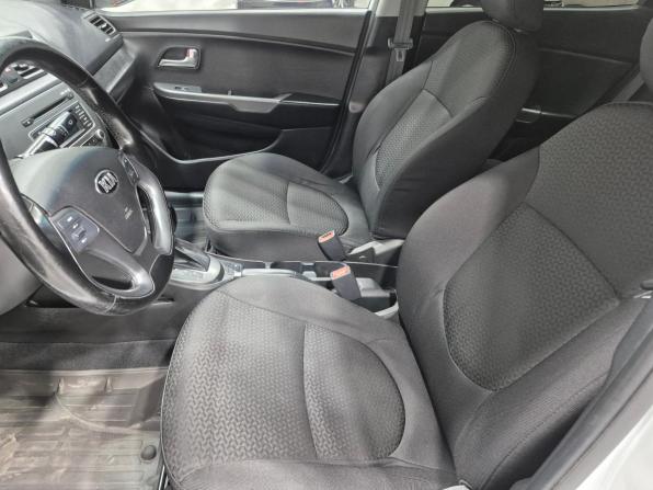 Kia Rio III Рестайлинг с пробегом 2016 года, цена 1 161 000 рублей, 92000 км, седан, Автокод Объявления
