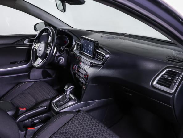 Kia Ceed III с пробегом 2019 года, цена 1 778 000 рублей, 96600 км, универсал, Автокод Объявления