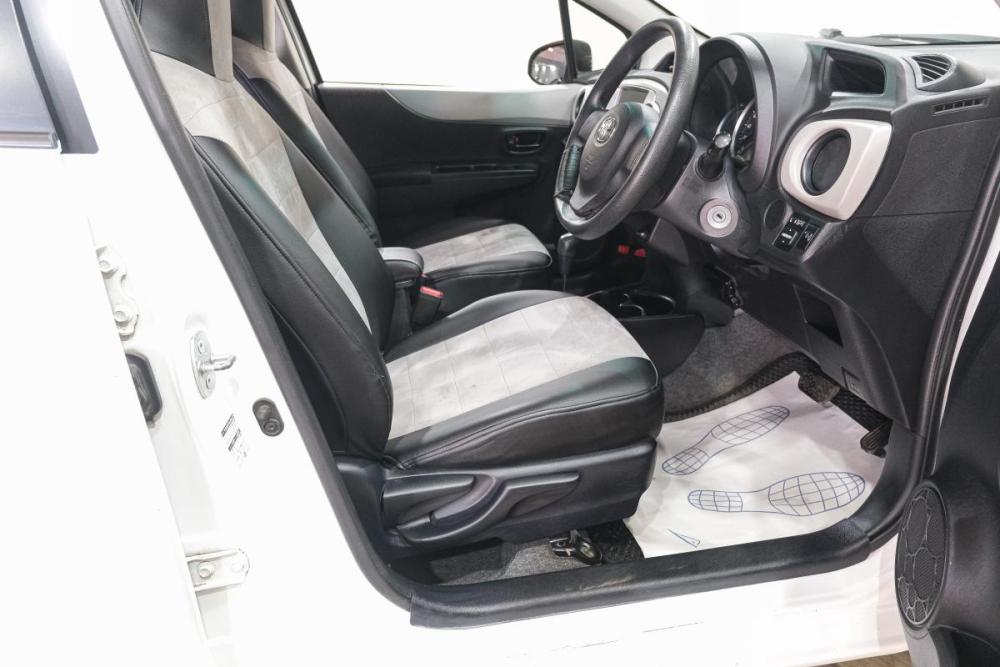 Toyota Vitz III (XP130) Новокузнецк  - изображение 14
