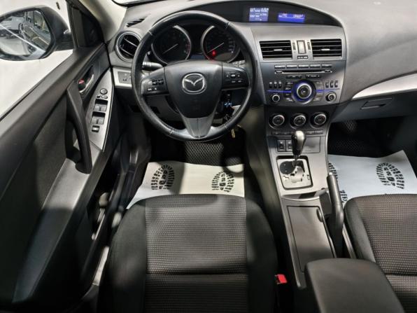 Mazda 3 II (BL) Рестайлинг с пробегом 2012 года, цена 1 046 000 рублей, 71954 км, седан, Автокод Объявления
