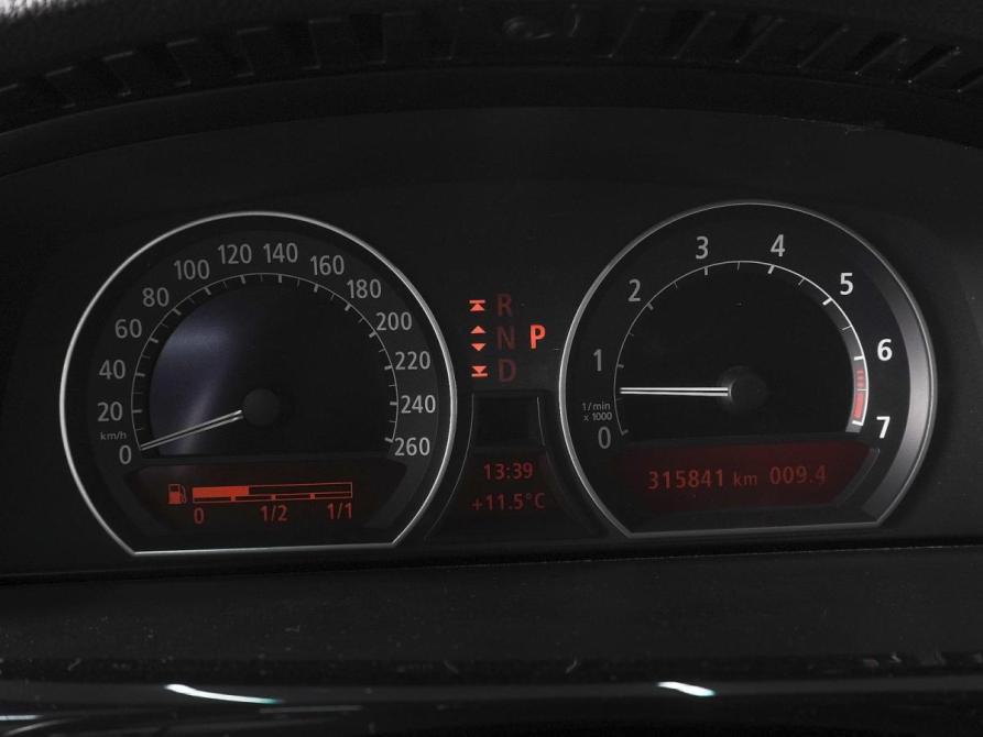 BMW 7 серии IV (E65/E66) Рестайлинг Ростов-на-Дону  - изображение 26