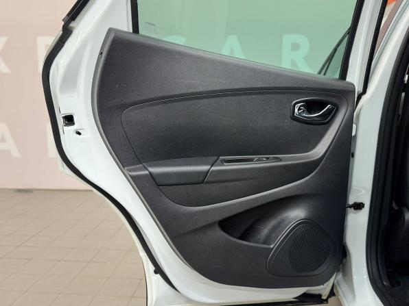 Renault Kaptur I с пробегом 2017 года, цена 1 499 000 рублей, 143679 км, внедорожник, Автокод Объявления
