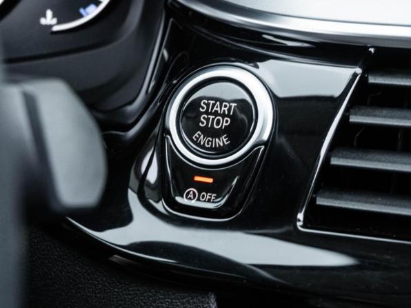 BMW 5 серии VII (G30/G31/G38) с пробегом 2018 года, цена 3 260 000 рублей, 143936 км, седан, Автокод Объявления