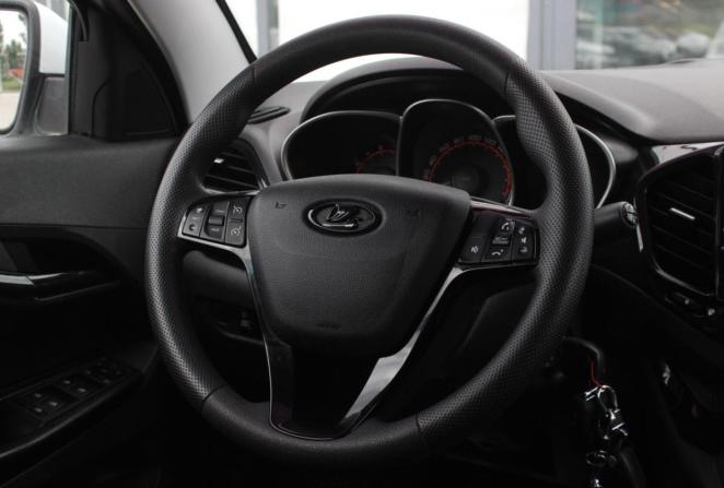 Lada (ВАЗ) Vesta I с пробегом 2019 года, цена 1 060 000 рублей, 40646 км, седан, Автокод Объявления