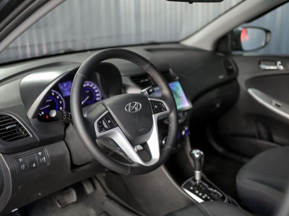 Hyundai Solaris I с пробегом 2013 года, цена 839 000 рублей, 119100 км, седан, Автокод Объявления