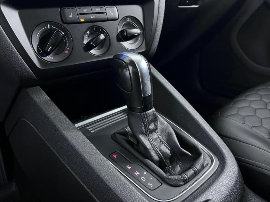 Volkswagen Jetta VI Рестайлинг Ростов-на-Дону  - изображение 14