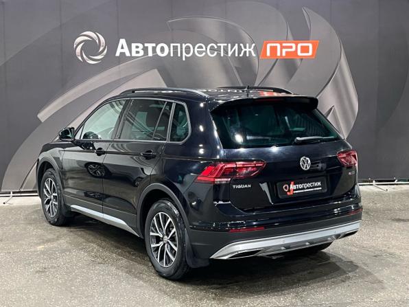 Volkswagen Tiguan II с пробегом 2019 года, цена 2 940 000 рублей, 53945 км, внедорожник, Автокод Объявления