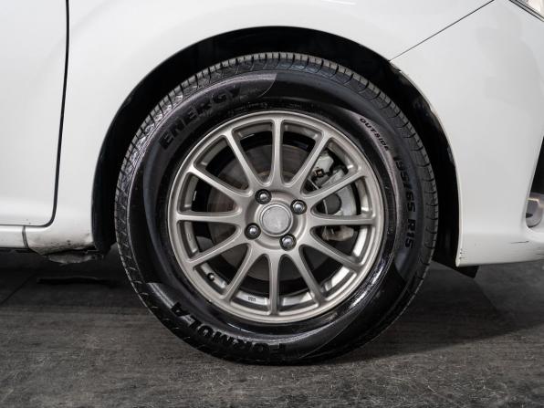 Toyota Corolla XI (E160 E170) Рестайлинг 2 с пробегом 2019 года, цена 1 300 000 рублей, 89457 км, универсал, Автокод Объявления