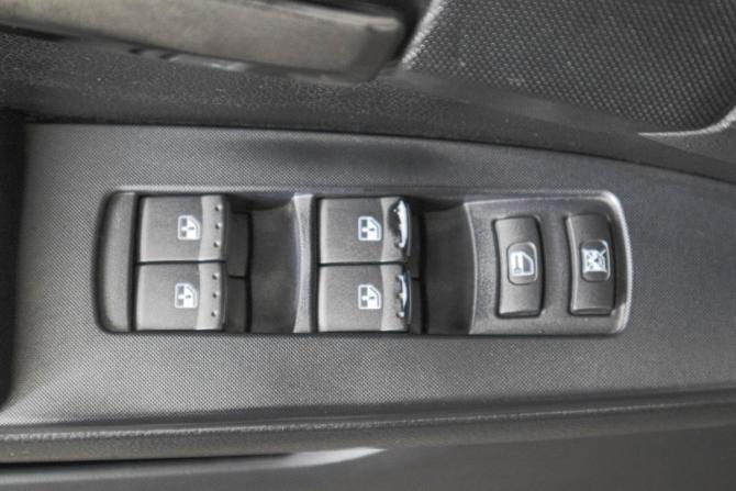 SsangYong Kyron I Рестайлинг с пробегом 2012 года, цена 899 000 рублей, 176000 км, внедорожник, Автокод Объявления