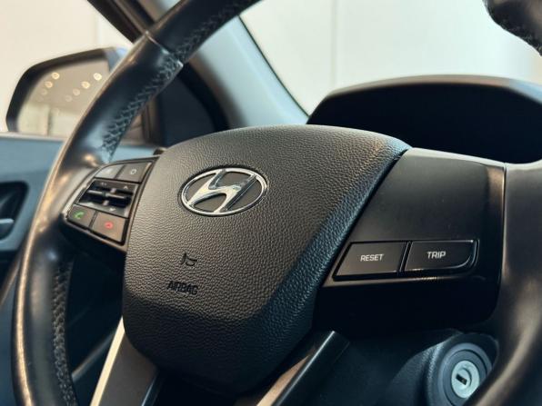Hyundai Creta I с пробегом 2019 года, цена 1 749 000 рублей, 118200 км, внедорожник, Автокод Объявления