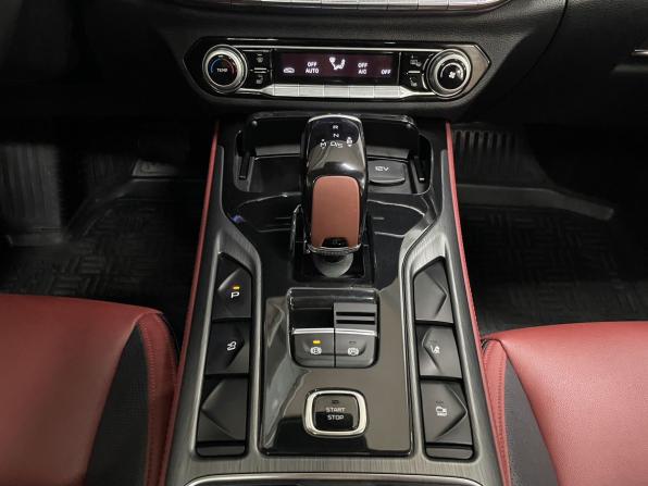 FAW Bestune T77 I с пробегом 2023 года, цена 1 870 000 рублей, 41201 км, внедорожник, Автокод Объявления